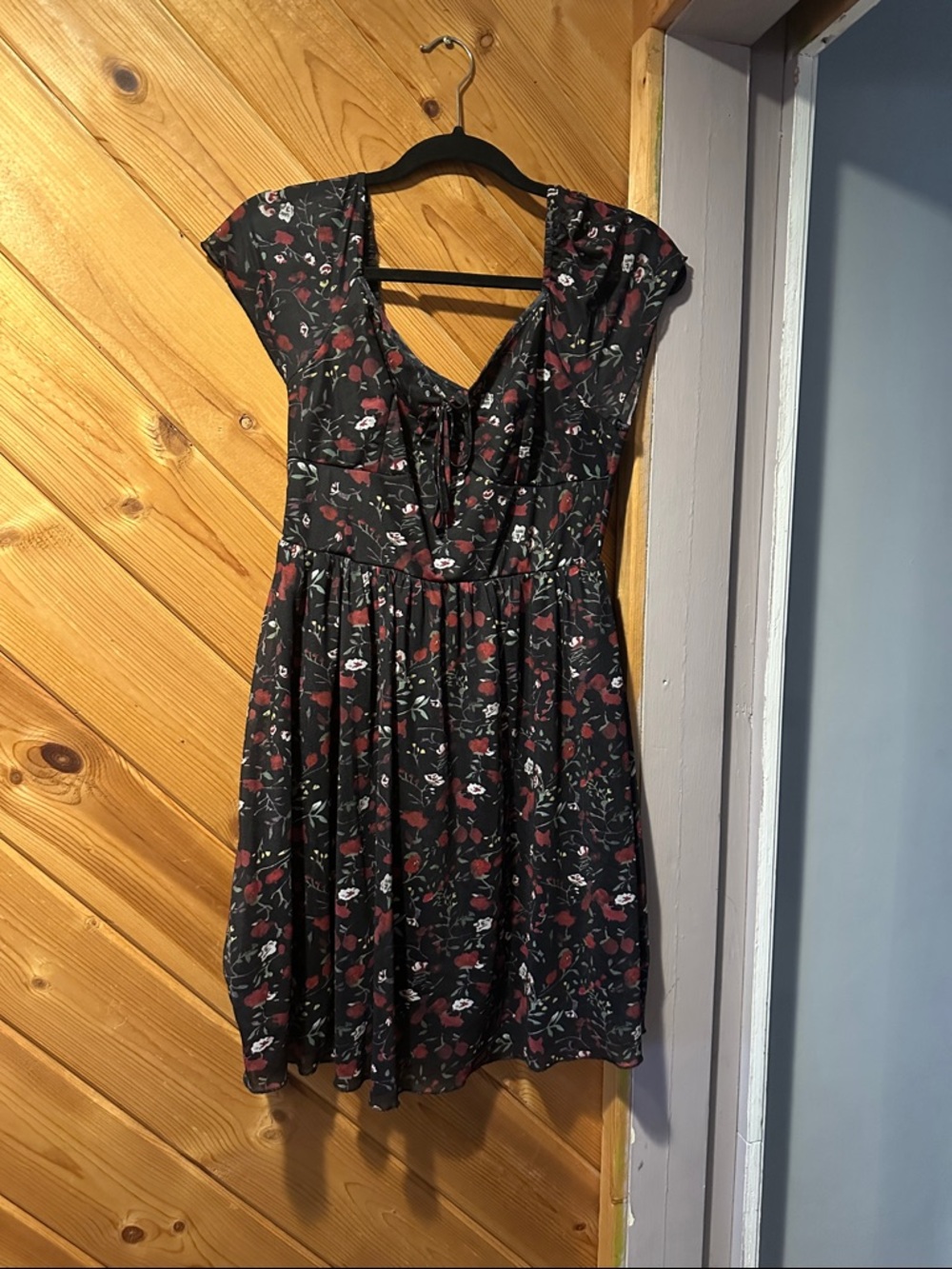 Floral Tie-Front Black & Red Cap-Sleeve Dress